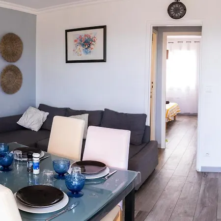 Front De La Plage, Acces Direct A La Plage, Parking Gratuit