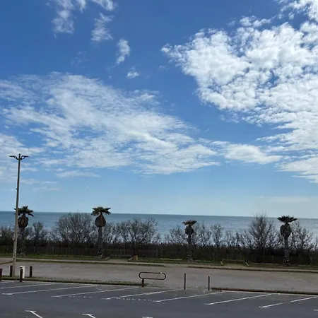 Front De La Plage, Acces Direct A La Plage, Parking Gratuit * Portiragnes